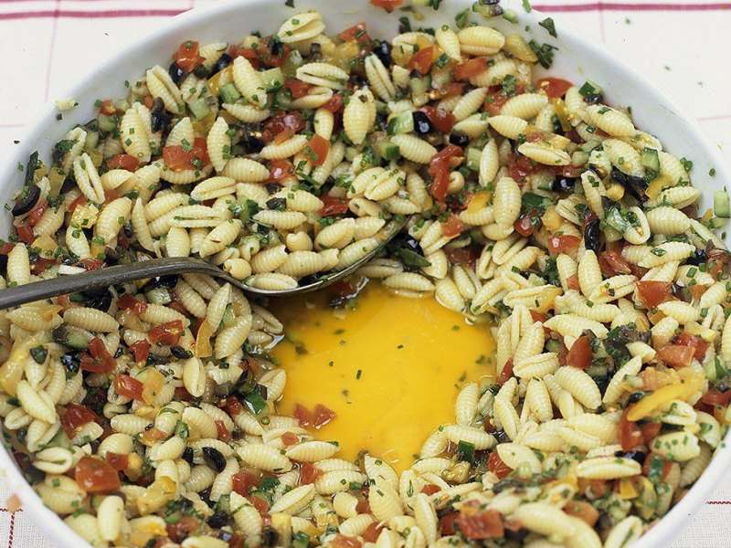 The best pasta salad Recipe - Whisk