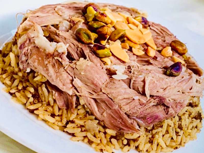 Suffed lamb (Ouzi Lamb) (خروف محشي / قوزي باللحم) Recipe Whisk