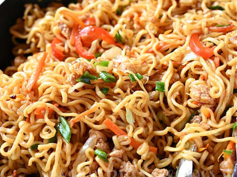 The 30-minute egg roll noodle bowl Recipe - Whisk