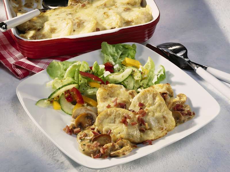 Überbackene Knödel mit Waldpilzsauce Recipe - Whisk
