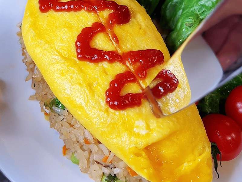 Omurice (Japanese omelet rice) Recipe Whisk