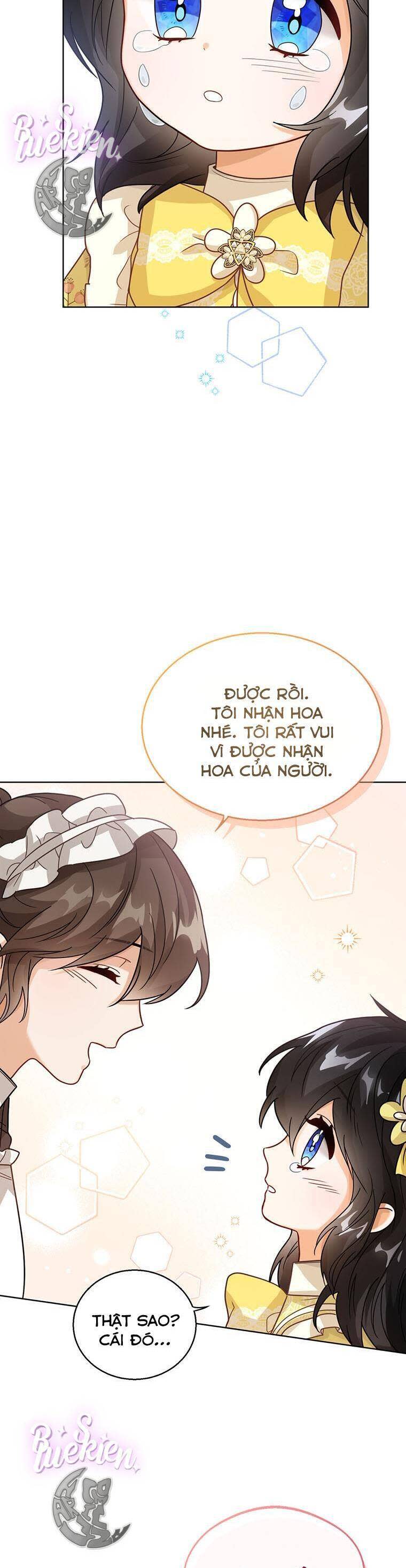 công chúa bé con nhìn vào cửa sổ trạng thái chapter 10 - Next Chapter 10.5